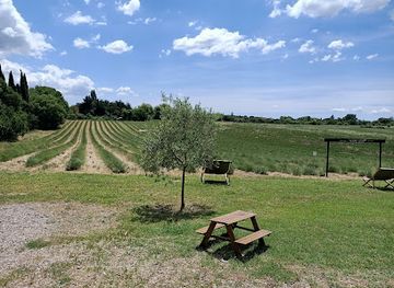 france/aix-en-provence/landmark/maison-de-lavande-terre-ugo