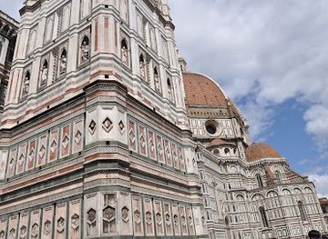 italy/mugello/landmark/piazza-del-duomo