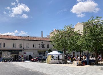 spain/madrid-community/landmark/plaza-del-gral-vara-de-rey