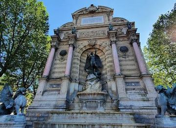 france/paris/landmark/pl-saint-michel