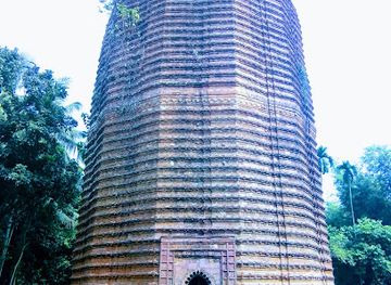 bangladesh/bhawal-region/landmark/mathurapur-deul