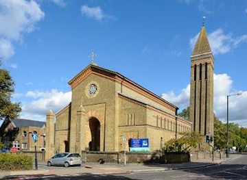 united-kingdom/windsor/landmark/christ-church-streatham