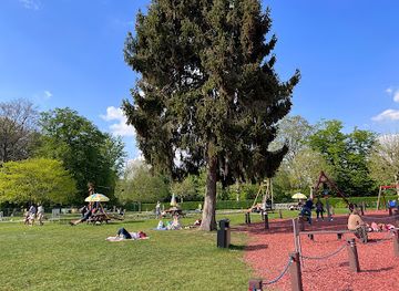 belgium/flemish-ardennes/landmark/parc-attractif-reine-fabiola