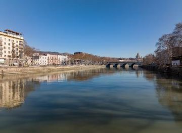 georgia/tbilisi/landmark/saarbruecken-bridge