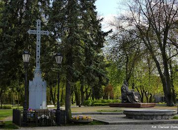 poland/radom/landmark/the-statue-of-jan-kochanowski