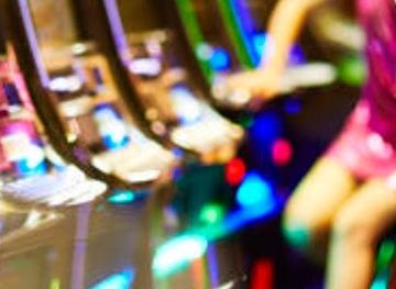 illinois/cicero/landmark/slots-of-candy