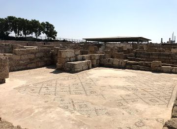 israel/caesarea/landmark/roman-toilet
