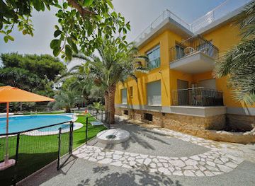 spain/alicante/el-palmeral/landmark/el-palmeral-de-madaria