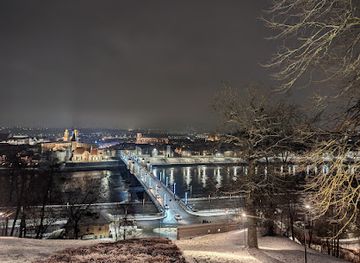 lithuania/kaunas/aleksotas/landmark/aleksotas-hill