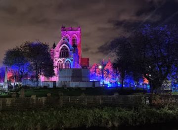 united-kingdom/renfrewshire/landmark/paisley-is