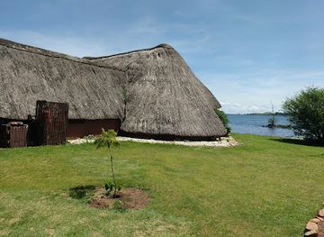 uganda/queen-elizabeth-national-park/landmark/ngamba-chimpanzee-sanctuary-on-lake-victoria