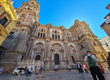 spain/malaga/landmark/calle-granada