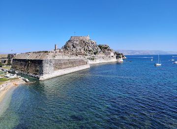 greece/corfu/landmark/maitland-monument