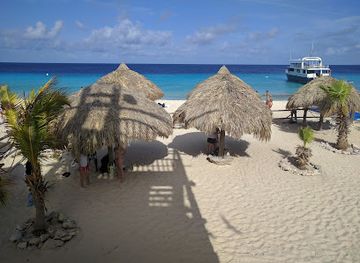 curacao/jan-thiel-beach/landmark/mermaid-boat-trips-curacao