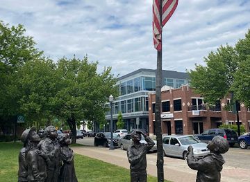 michigan/holland/landmark/cherry-republic-holland