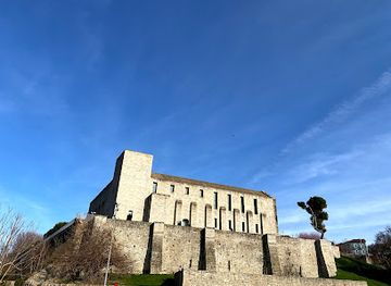 spain/navarre/landmark/royal-and-general-archive-of-navarra