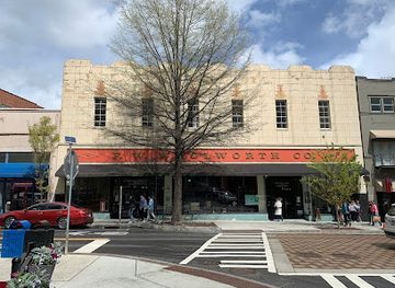 north-carolina/asheville/landmark/woolworth-walk