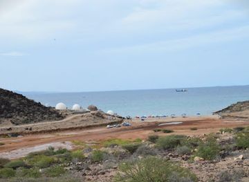 djibouti/ali-sabieh-region/landmark/le-dauphin-khor-ambado
