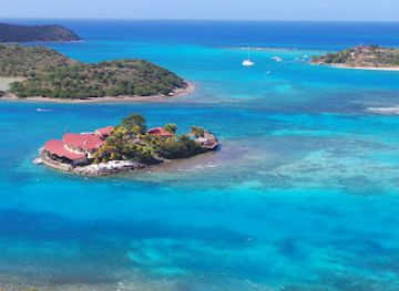 british-virgin-islands/beef-island/landmark/saba-rock