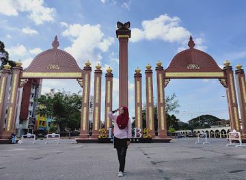 malaysia/kota-bharu/landmark/dataran-rehal-rehal-square