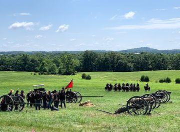 pennsylvania/gettysburg-battlefield/landmark/gettysburg-reenactment-field