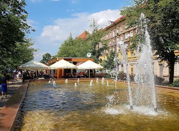 poland/szczecin-lagoon/landmark/fountain-avenue
