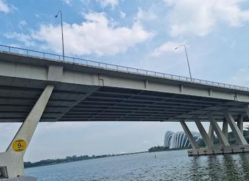 singapore/sentosa/landmark/benjamin-sheares-bridge