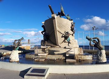 chile/punta-arenas/landmark/monumento-a-tripulantes-goleta-ancud