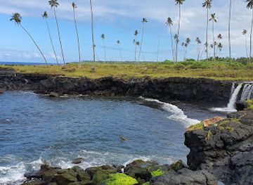 samoa/aiga-i-le-tai/landmark/mu-pagoa-waterfall