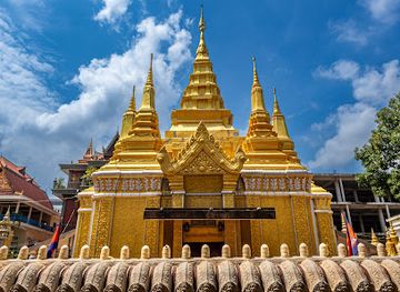cambodia/phnom-penh/landmark/wat-ounalom-monastery