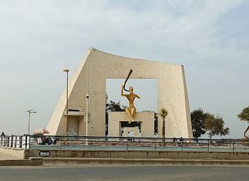 senegal/dakar/point-e/landmark/monument-du-millenaire