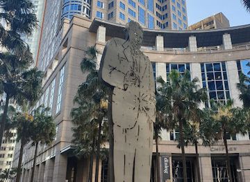 australia/sydney/landmark/richard-johnson-obelisk