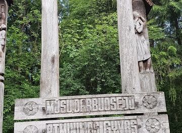 lithuania/aukstaitija/landmark/memorial-of-victims-of-fascism