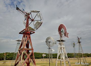 texas/south-plains/landmark/american-windmill-museum