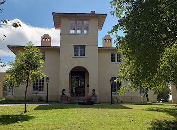 north-carolina/greensboro/old-irving-park/landmark/preservation-greensboro