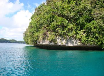 palau/ngeremdiu/landmark/geography-of-palau
