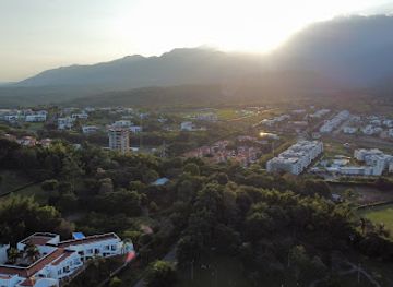 colombia/cali/ciudad-jardin/landmark/cool-ciudad-jardin-park