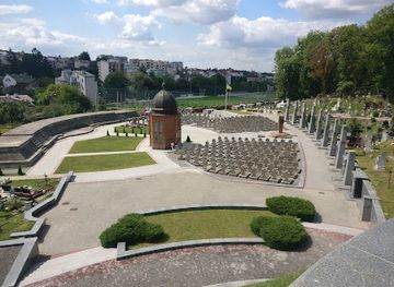 ukraine/lviv/lychakiv/landmark/field-of-mars