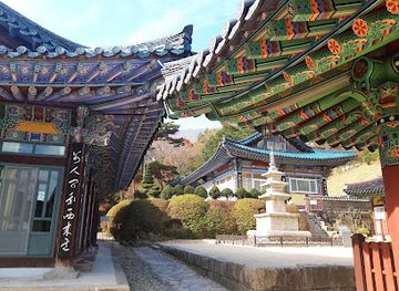 south-korea/ulsan/landmark/seongnamsa-temple