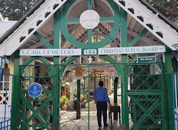 india/kolkata/landmark/lower-circular-road-cemetery