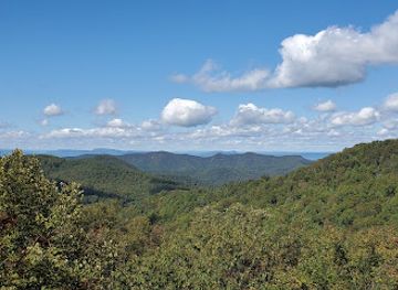 virginia/blue-ridge-parkway/landmark/whetstone-ridge-visitor-center