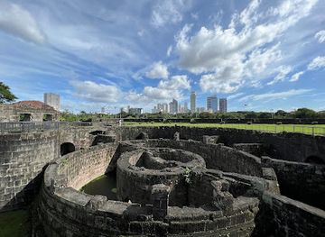 philippines/manila/intramuros/landmark/baluarte-de-san-diego