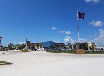 belize/northern-belize/landmark/chetumal-street-roundabout