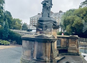 united-kingdom/newcastle-upon-tyne/landmark/lord-armstrong-memorial