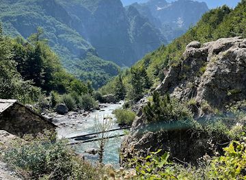 albania/valbona-valley-national-park/landmark/kaskada-e-grunasit