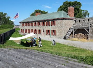 canada/niagara-peninsula/landmark/old-fort-erie