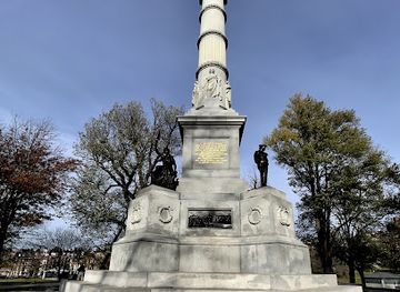 massachusetts/boston/beacon-hill/landmark/soldiers-and-sailors-monument