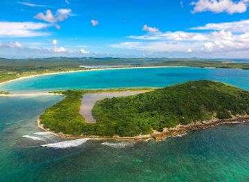 puerto-rico/manati/landmark/playa-la-esperanza-beach