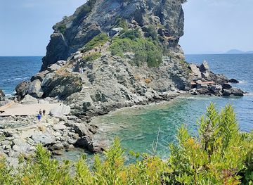 greece/sporades/landmark/chapel-of-st-john-ioannis