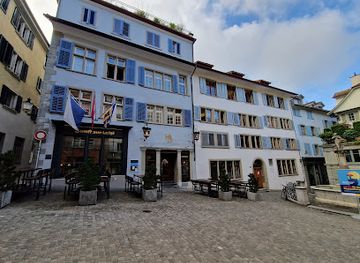 switzerland/zurich/landmark/spiegelgasse-platz